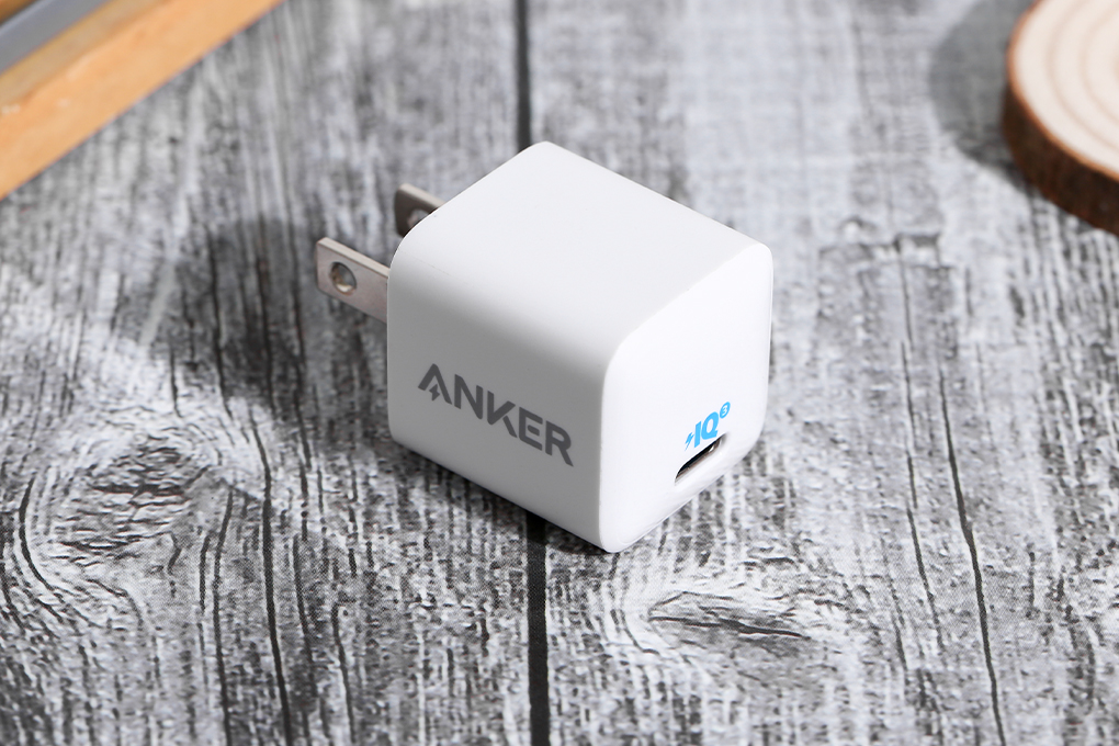 Củ Sạc Nhanh 20W Anker PowerPort III Nano A2633